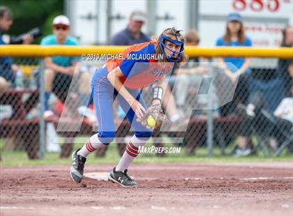 Thumbnail 3 in Ardsley vs. Oneida (NYSPHSAA Class B Final) photogallery.