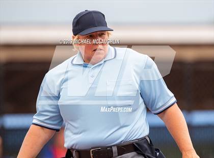 Thumbnail 1 in Ardsley vs. Oneida (NYSPHSAA Class B Final) photogallery.