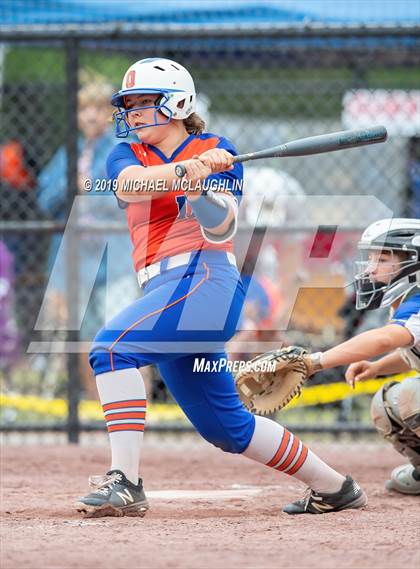 Thumbnail 1 in Ardsley vs. Oneida (NYSPHSAA Class B Final) photogallery.