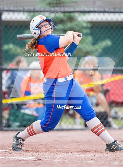 Thumbnail 1 in Ardsley vs. Oneida (NYSPHSAA Class B Final) photogallery.
