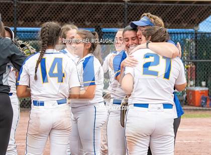 Thumbnail 2 in Ardsley vs. Oneida (NYSPHSAA Class B Final) photogallery.