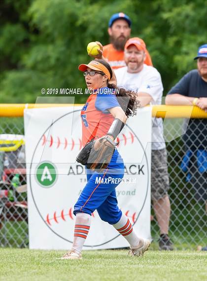 Thumbnail 3 in Ardsley vs. Oneida (NYSPHSAA Class B Final) photogallery.
