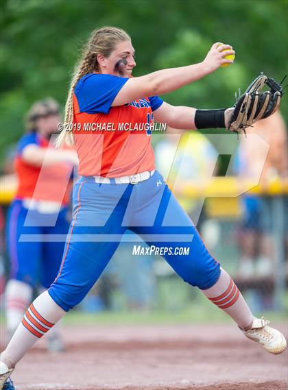 Thumbnail 1 in Ardsley vs. Oneida (NYSPHSAA Class B Final) photogallery.