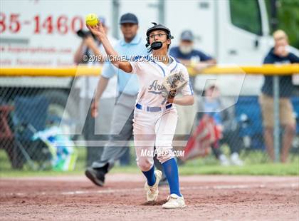 Thumbnail 2 in Ardsley vs. Oneida (NYSPHSAA Class B Final) photogallery.