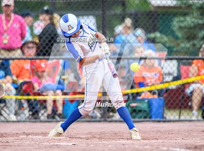 Thumbnail 2 in Ardsley vs. Oneida (NYSPHSAA Class B Final) photogallery.