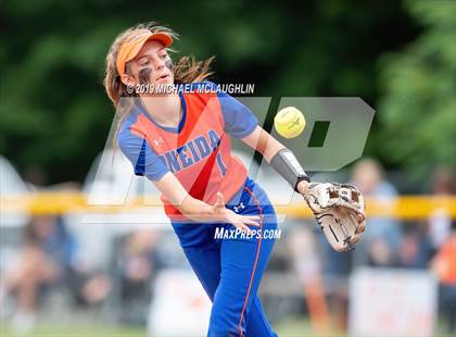 Thumbnail 2 in Ardsley vs. Oneida (NYSPHSAA Class B Final) photogallery.