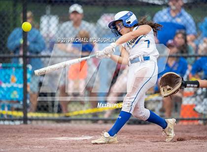 Thumbnail 2 in Ardsley vs. Oneida (NYSPHSAA Class B Final) photogallery.