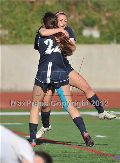 Thumbnail 2 in Oaks Christian vs. Marymount (CIF SS D4 Final) photogallery.