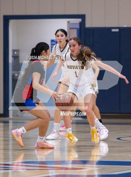 Thumbnail 3 in Swett vs. Novato photogallery.