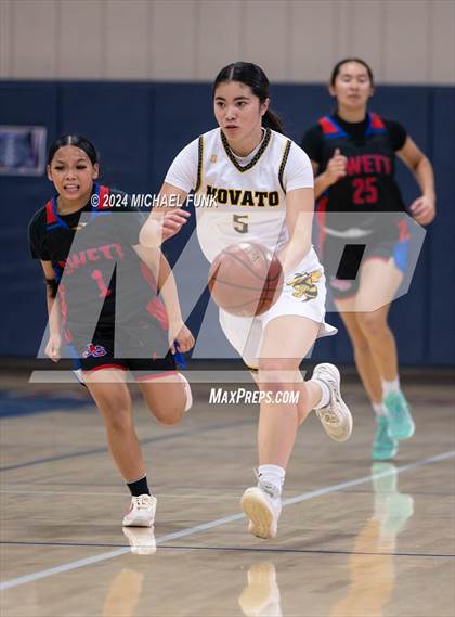Thumbnail 2 in Swett vs. Novato photogallery.