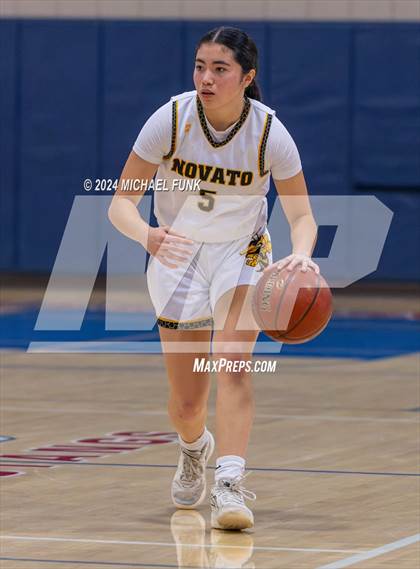 Thumbnail 2 in Swett vs. Novato photogallery.