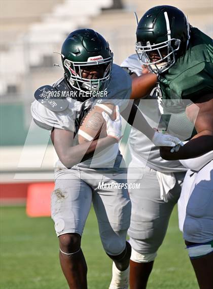 Thumbnail 2 in Flagler Palm Coast (Green/White Spring Scrimmage) photogallery.
