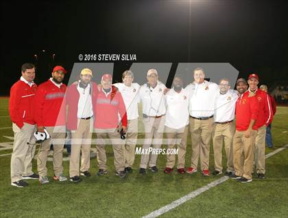 Thumbnail 3 in Cathedral Catholic vs. Narbonne (CIF SoCal Regional Division 1-AA Final) photogallery.