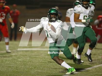 Thumbnail 1 in Cathedral Catholic vs. Narbonne (CIF SoCal Regional Division 1-AA Final) photogallery.