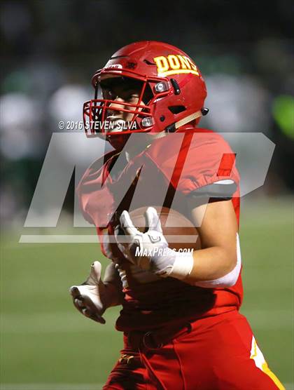 Thumbnail 3 in Cathedral Catholic vs. Narbonne (CIF SoCal Regional Division 1-AA Final) photogallery.