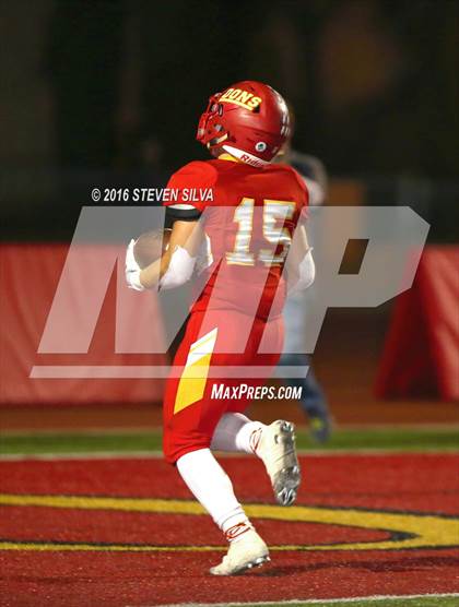 Thumbnail 1 in Cathedral Catholic vs. Narbonne (CIF SoCal Regional Division 1-AA Final) photogallery.