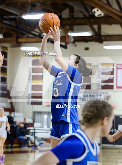 Thumbnail 3 in Eldred vs. Northville (NYSPHSAA Class D Regional Final) photogallery.