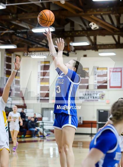 Thumbnail 1 in Eldred vs. Northville (NYSPHSAA Class D Regional Final) photogallery.