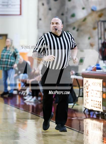 Thumbnail 1 in Eldred vs. Northville (NYSPHSAA Class D Regional Final) photogallery.