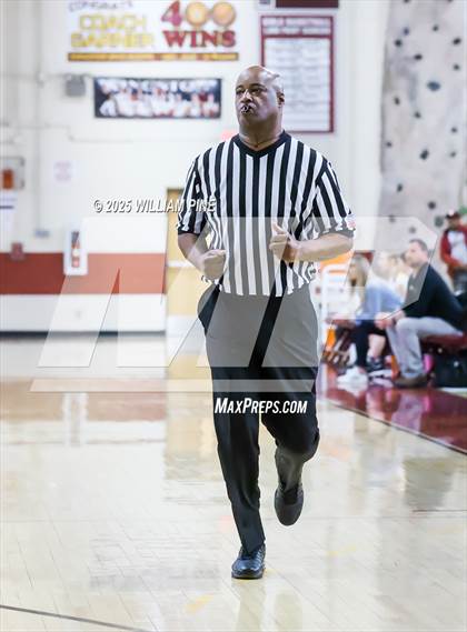 Thumbnail 3 in Eldred vs. Northville (NYSPHSAA Class D Regional Final) photogallery.