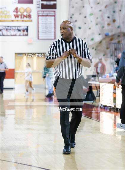 Thumbnail 2 in Eldred vs. Northville (NYSPHSAA Class D Regional Final) photogallery.