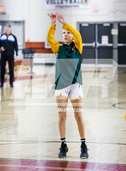 Thumbnail 3 in Eldred vs. Northville (NYSPHSAA Class D Regional Final) photogallery.