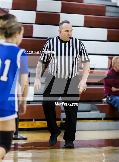 Thumbnail 3 in Eldred vs. Northville (NYSPHSAA Class D Regional Final) photogallery.