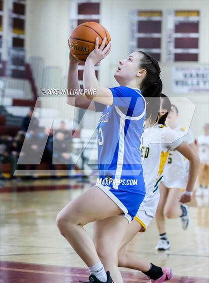 Thumbnail 3 in Eldred vs. Northville (NYSPHSAA Class D Regional Final) photogallery.