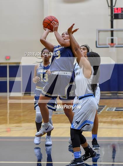 Thumbnail 2 in Harlan vs Coronado (SAISD Basketball Tournament) photogallery.