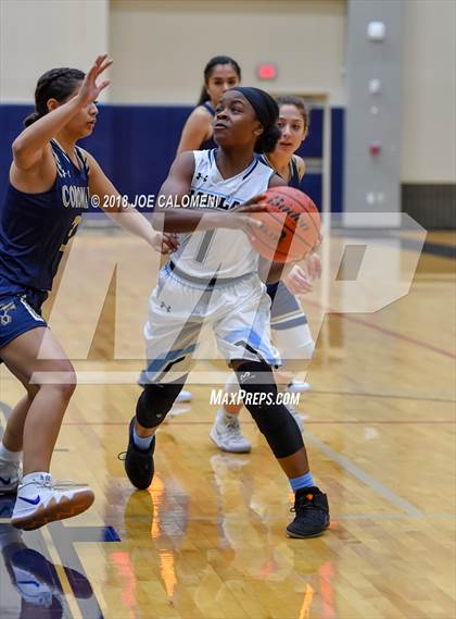 Thumbnail 2 in Harlan vs Coronado (SAISD Basketball Tournament) photogallery.