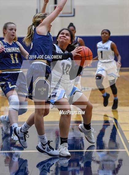 Thumbnail 1 in Harlan vs Coronado (SAISD Basketball Tournament) photogallery.