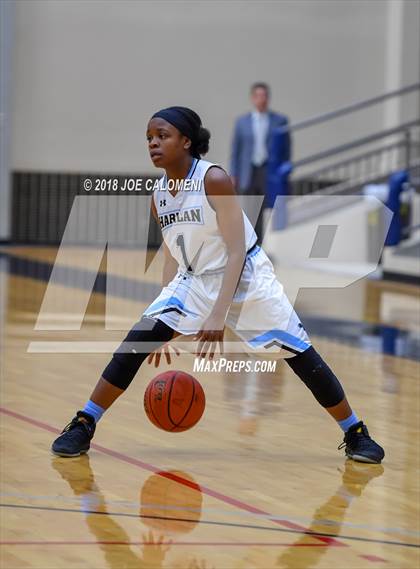 Thumbnail 2 in Harlan vs Coronado (SAISD Basketball Tournament) photogallery.