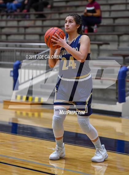 Thumbnail 2 in Harlan vs Coronado (SAISD Basketball Tournament) photogallery.