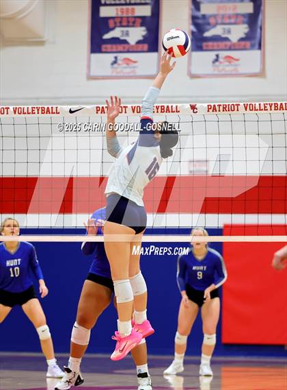Thumbnail 1 in Hunt @ West Carteret (NCHSAA Round 2) photogallery.