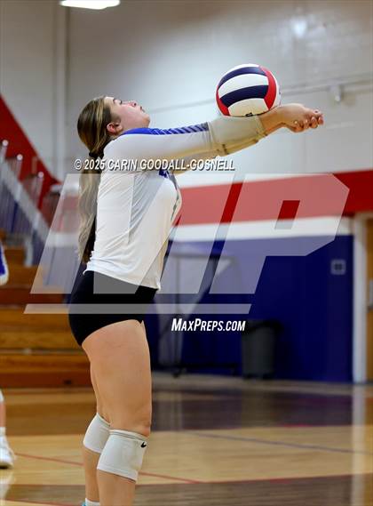 Thumbnail 1 in Hunt @ West Carteret (NCHSAA Round 2) photogallery.