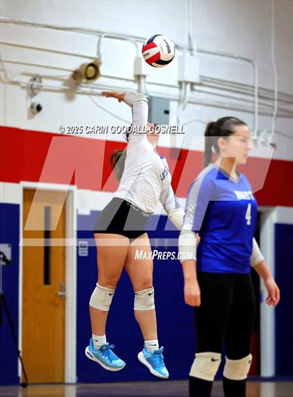 Thumbnail 2 in Hunt @ West Carteret (NCHSAA Round 2) photogallery.