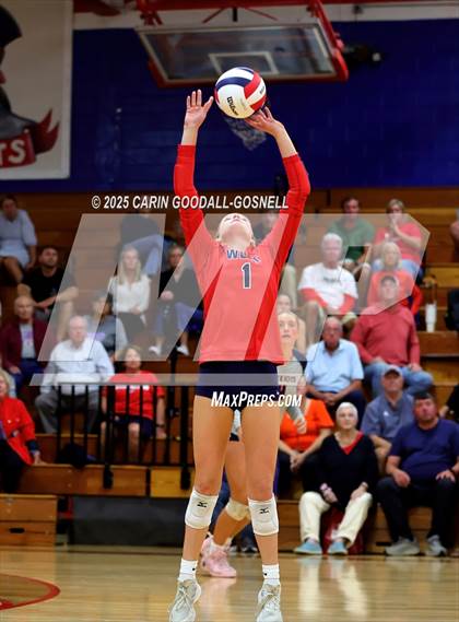 Thumbnail 1 in Hunt @ West Carteret (NCHSAA Round 2) photogallery.