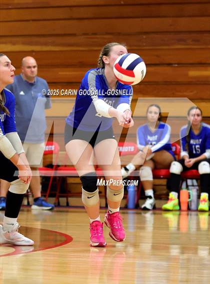 Thumbnail 3 in Hunt @ West Carteret (NCHSAA Round 2) photogallery.