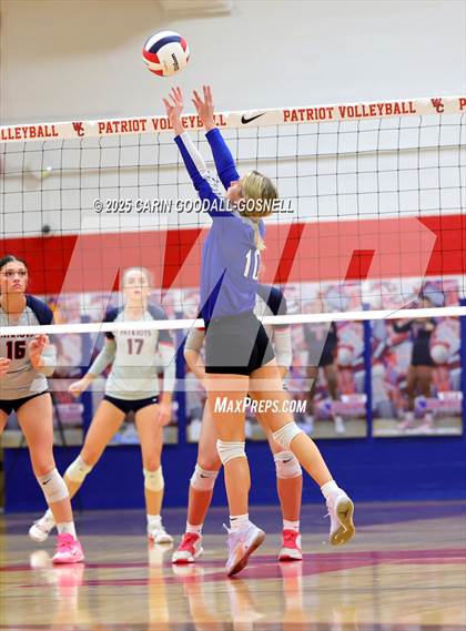 Thumbnail 2 in Hunt @ West Carteret (NCHSAA Round 2) photogallery.