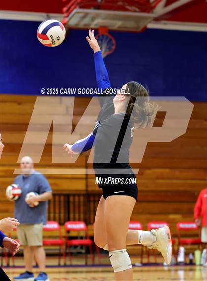 Thumbnail 2 in Hunt @ West Carteret (NCHSAA Round 2) photogallery.