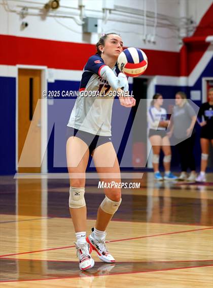 Thumbnail 2 in Hunt @ West Carteret (NCHSAA Round 2) photogallery.