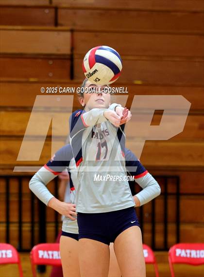 Thumbnail 2 in Hunt @ West Carteret (NCHSAA Round 2) photogallery.