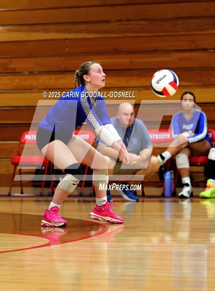 Thumbnail 1 in Hunt @ West Carteret (NCHSAA Round 2) photogallery.