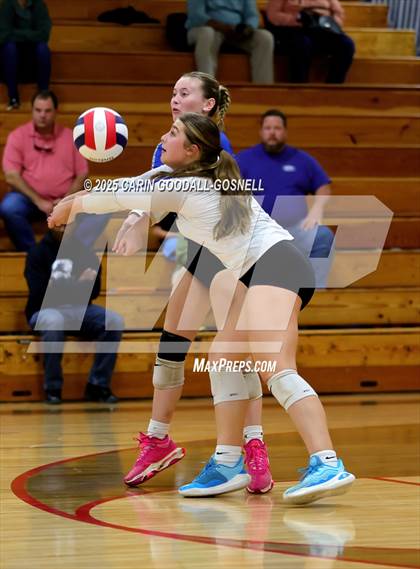 Thumbnail 1 in Hunt @ West Carteret (NCHSAA Round 2) photogallery.