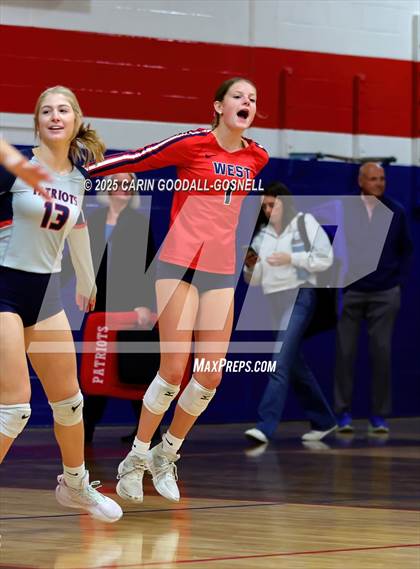 Thumbnail 2 in Hunt @ West Carteret (NCHSAA Round 2) photogallery.