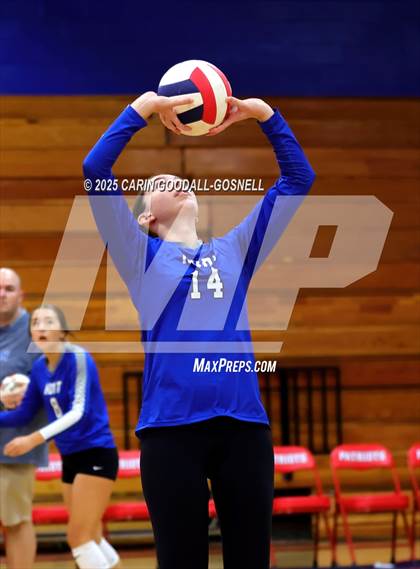 Thumbnail 3 in Hunt @ West Carteret (NCHSAA Round 2) photogallery.