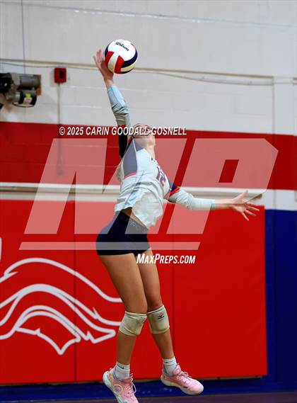 Thumbnail 1 in Hunt @ West Carteret (NCHSAA Round 2) photogallery.