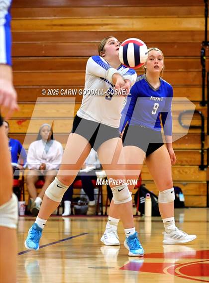 Thumbnail 1 in Hunt @ West Carteret (NCHSAA Round 2) photogallery.