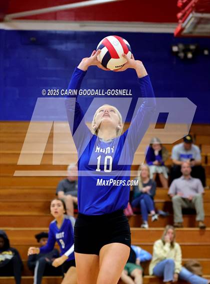 Thumbnail 3 in Hunt @ West Carteret (NCHSAA Round 2) photogallery.