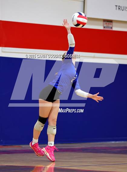 Thumbnail 1 in Hunt @ West Carteret (NCHSAA Round 2) photogallery.